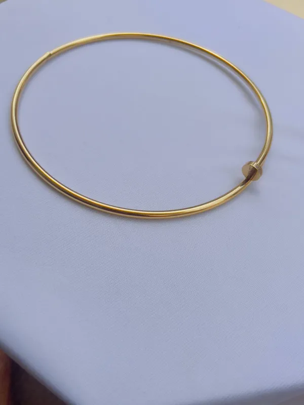 Nail_Choker_Default_Title