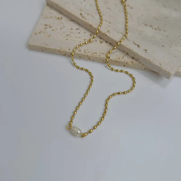 Classic_Pearl_Necklace_Default_Title