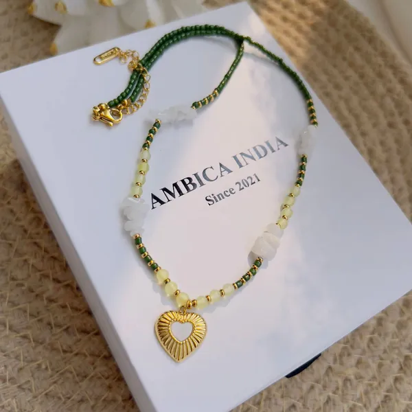 Green_Stone_With_White_Necklace_Default_Title