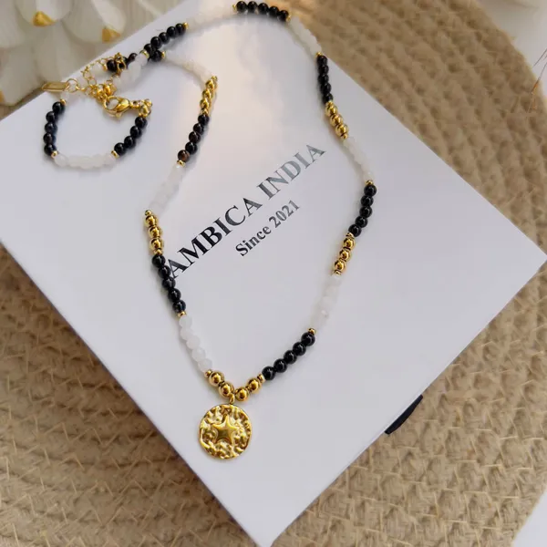 Black_With_White_Stone_Necklace_Default_Title
