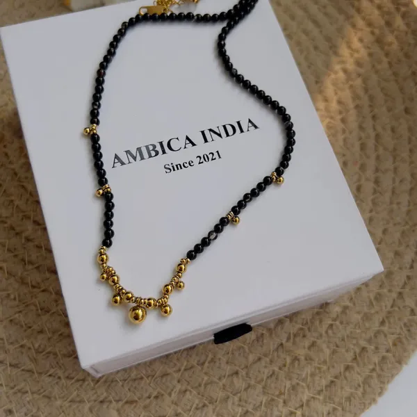 Black_Stone_With_Gold_Pearl_Necklace_Default_Title