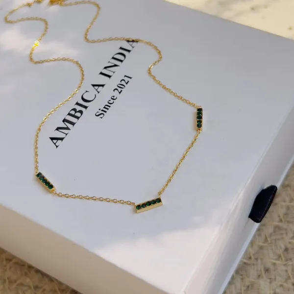 Emerald_Bar_Minimal_Necklace_Default_Title