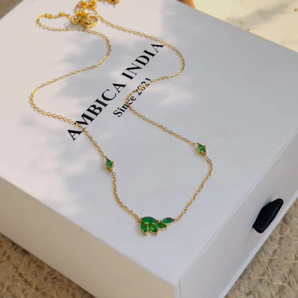 Marquise_Emerald_Minimal_Necklace_Default_Title