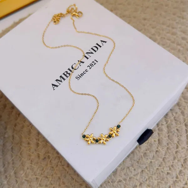 Flower_Green_Crystal_Necklace_Default_Title