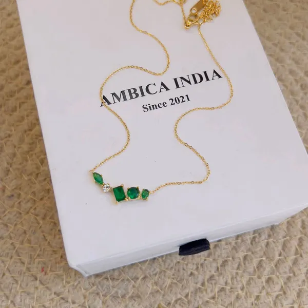 Emerald_Crystal_Necklace_Default_Title