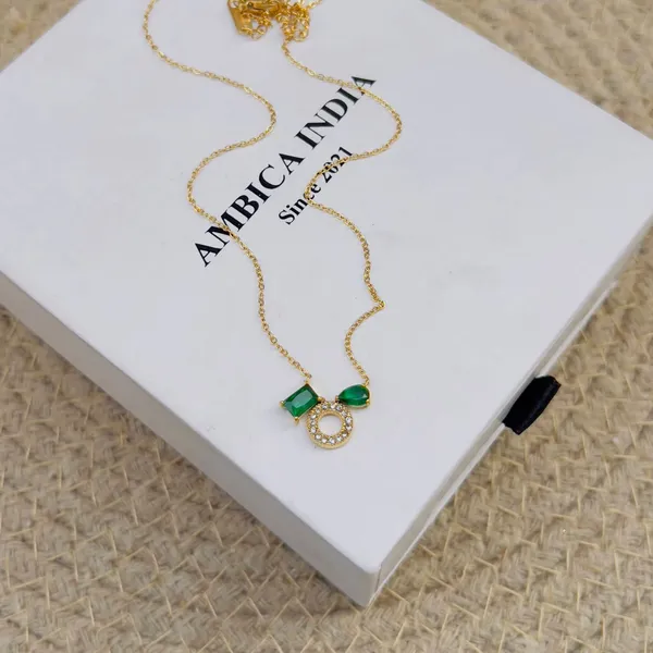 Emerald_Crystal_With_Round_Necklace_Default_Title