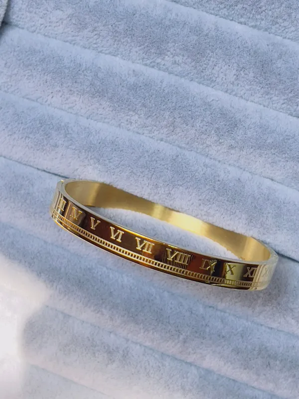 Roman_Boys_Cuff_Default_Title