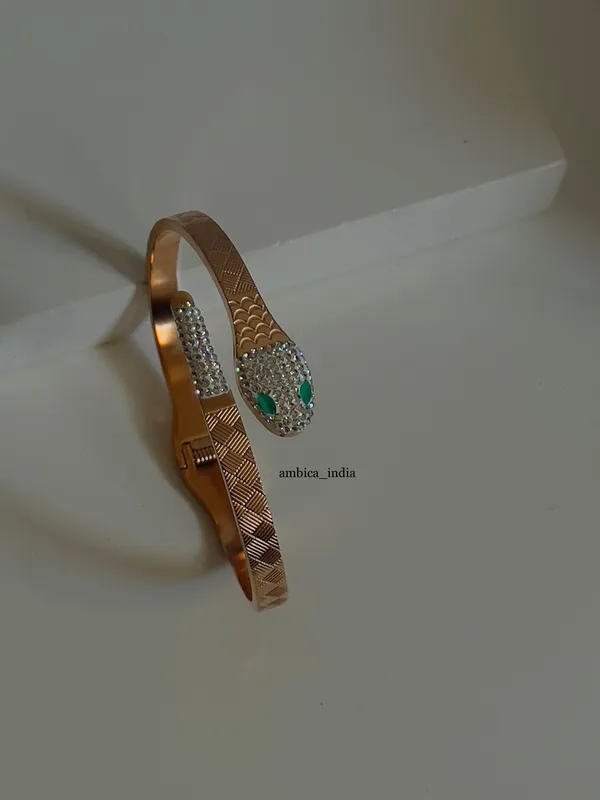 Snake_Bracelet_Default_Title
