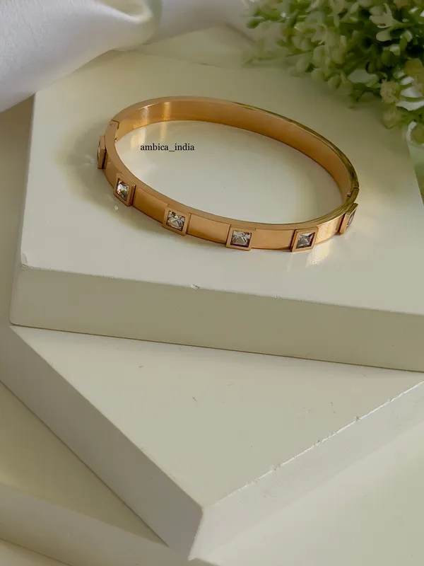 White_Square_Crystal_Bracelet_Default_Title