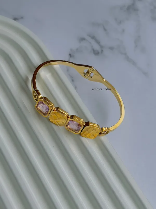 Pink_Crystal_Bracelet_Default_Title