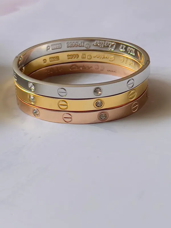 Cartier_Diamond_Bracelet_Rosegold