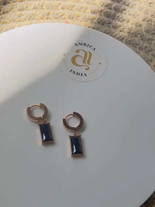 Black_Crystal_Drop_Earrings_Default_Title