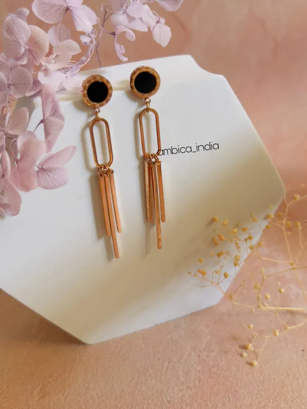 Roman_Long_Earrings_Default_Title
