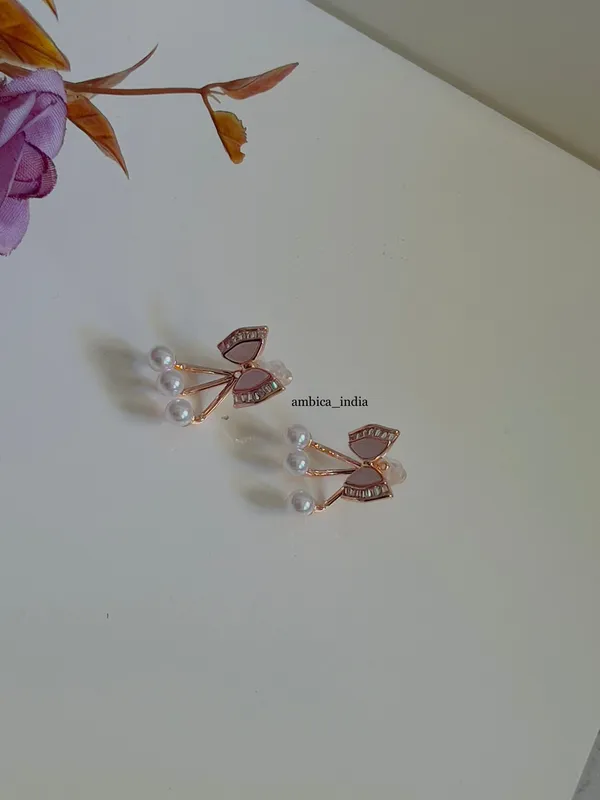 Bow_With_Pearl_Earrings_Default_Title