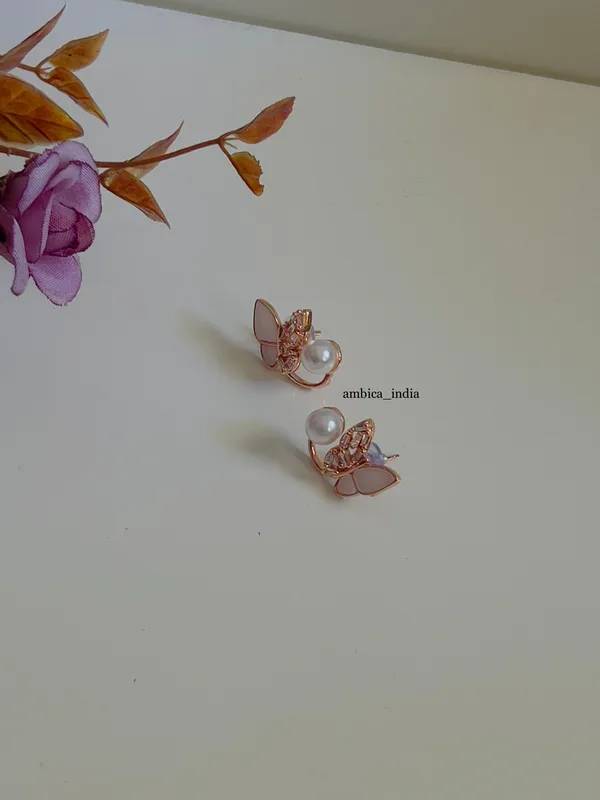 White_Butterfly_With_Pearl_Earrings_Default_Title