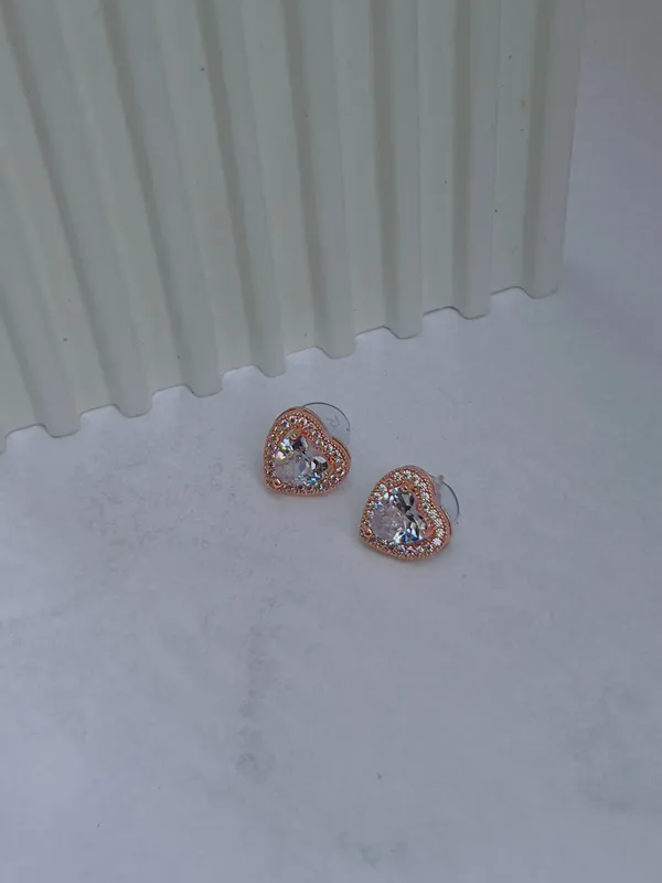 White_Crystal_Heart_Earrings_Default_Title