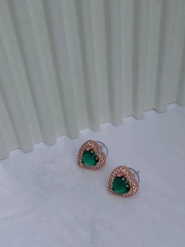 Green_Crystal_Heart_Earrings_Default_Title