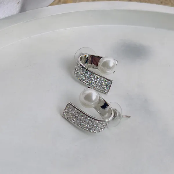 Crystal_With_Pearl_Earrings_Default_Title