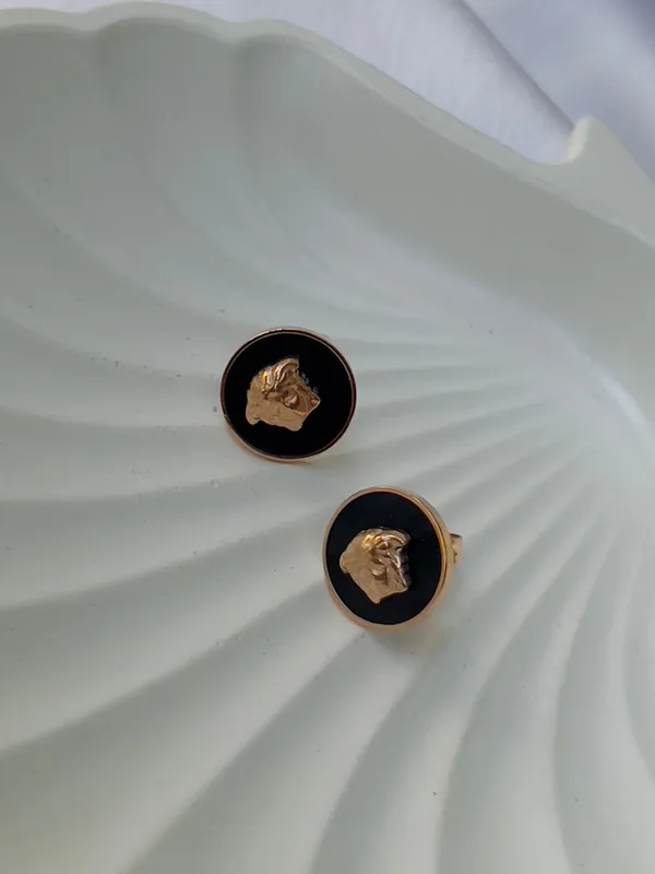 Luxury_Studs_Default_Title