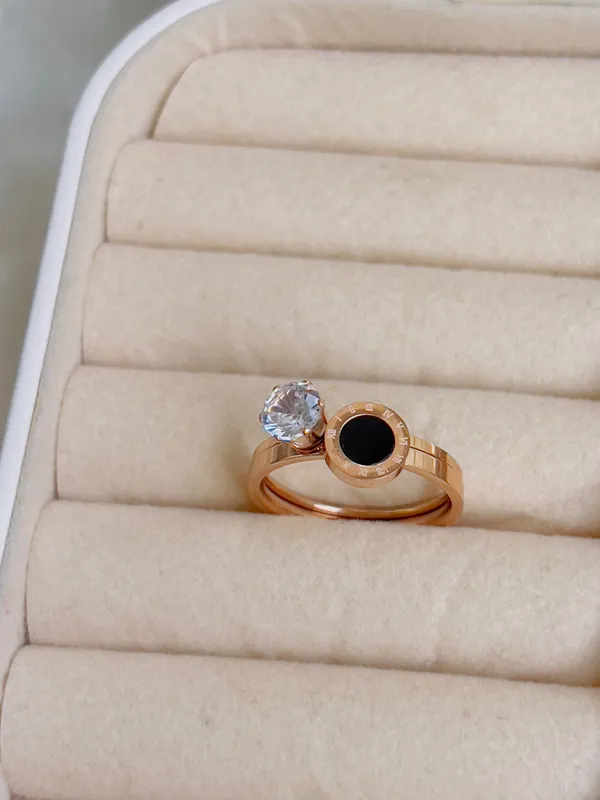 Roman_With_Diamond_Ring_Set