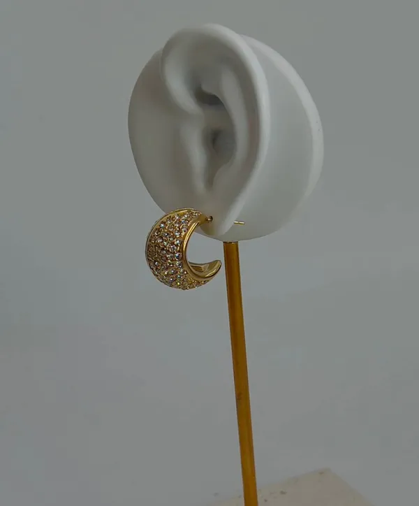 Bold_Studded_Drop_Earrings_Default_Title