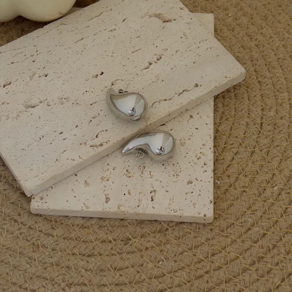 Drop_Earrings_Default_Title