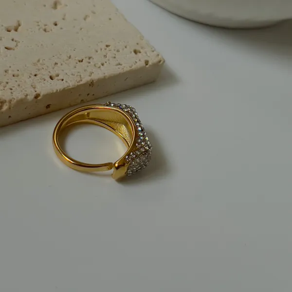 Studded_Bold_Ring