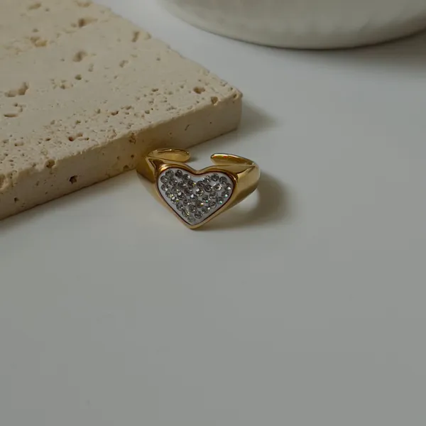 Heart_Studded_Ring