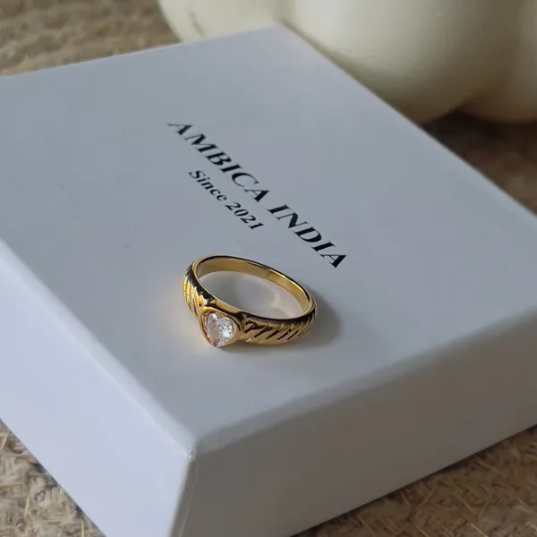 White_Crystal_Heart_Ring_Size_7_Default_Title