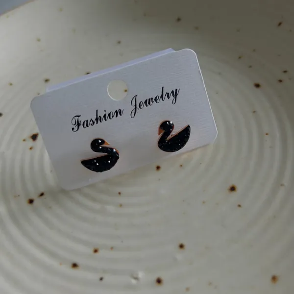 Small_Swan_Earrings_Default_Title