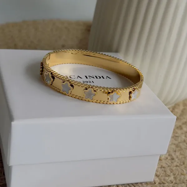 White_Star_Bracelet_Default_Title