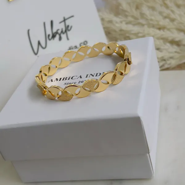 Statement_Bracelet_Default_Title