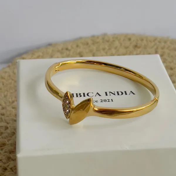 Classic_Bracelet_Default_Title