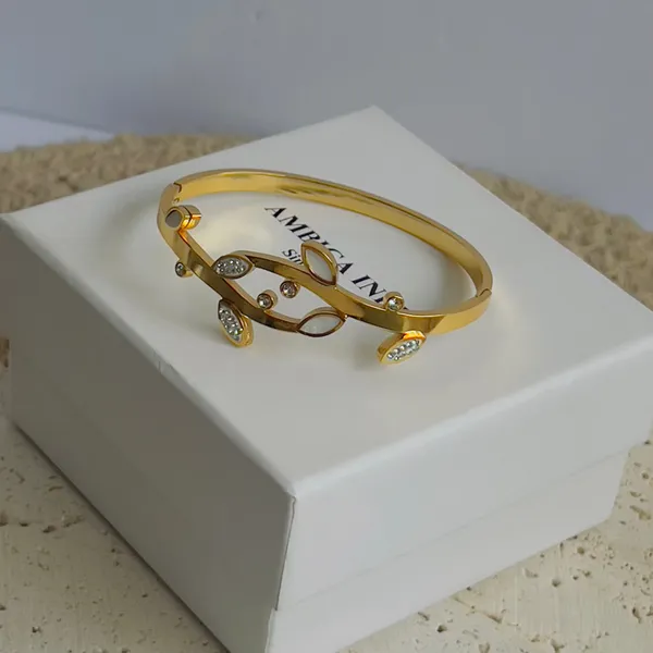 Leaf_Bracelet_Default_Title