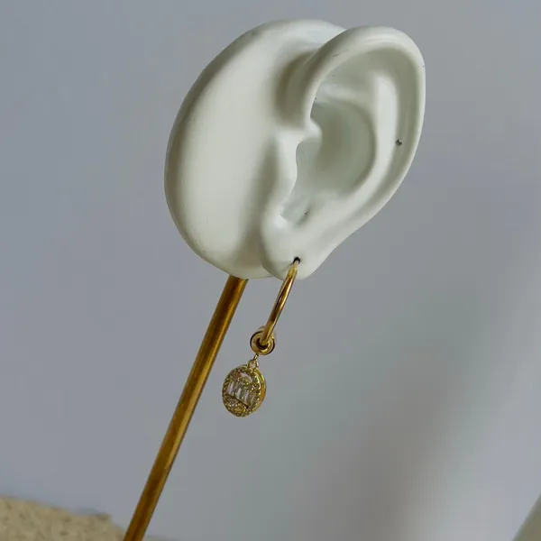 White_Crystal_Earrings_Default_Title