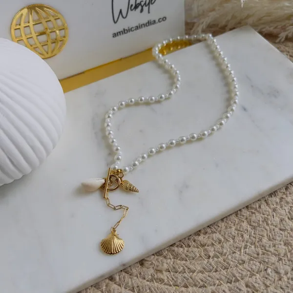 Pear_With_Shell_Necklace_Default_Title