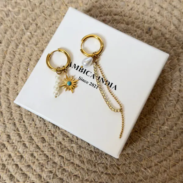 Sunny_Pearl_Mismatch_Earrings_Default_Title