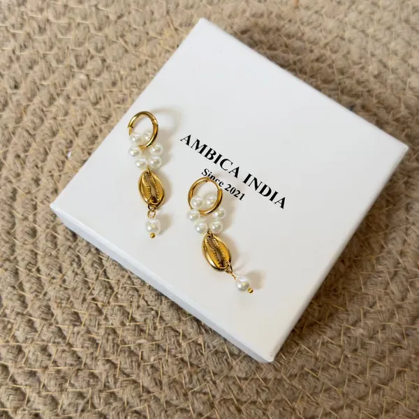 Pearl_Earrings_Default_Title
