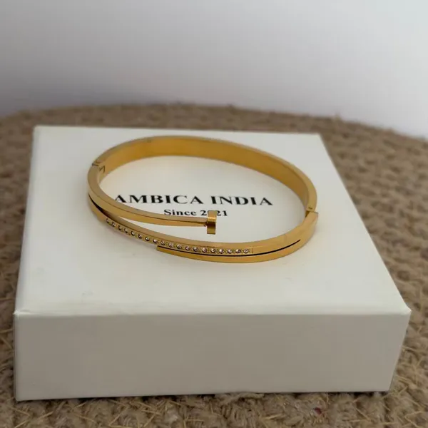 Nail_Bracelet_Default_Title