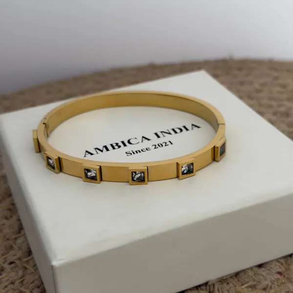 White_Square_Crystal_Bracelet_Default_Title