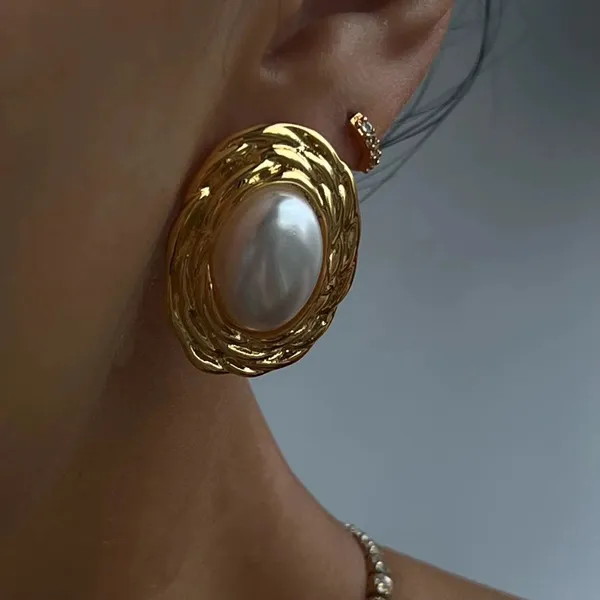 Vintage_Pearl_Earrings_Default_Title