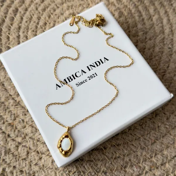 Mother_Pearl_Statement_Necklace_Default_Title