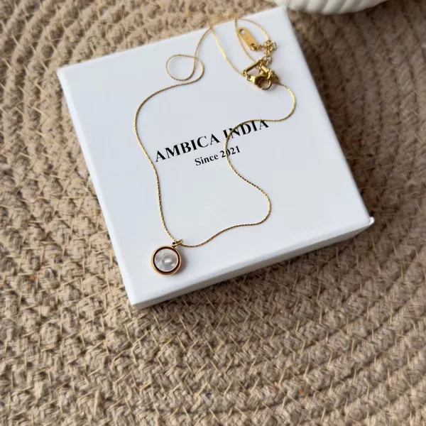 Small_Round_Mother_Pearl_Necklace_Default_Title
