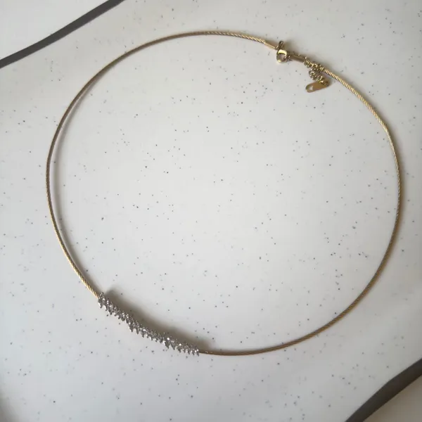 Celeste_Crystal_Bar_Choker_Default_Title