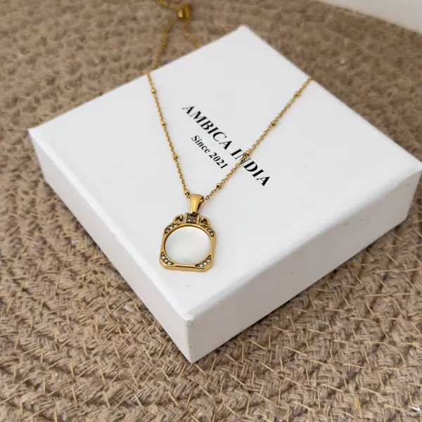 Celeste_Square_Necklace_Default_Title