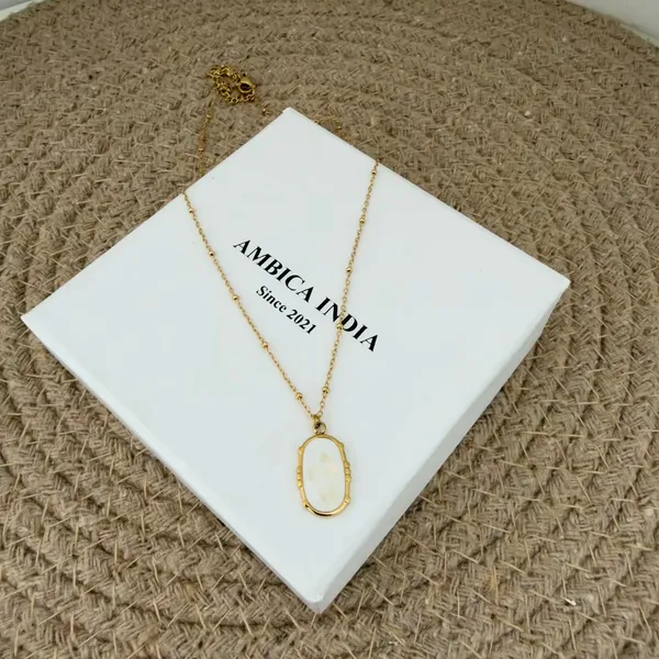Oval_Necklace_Default_Title