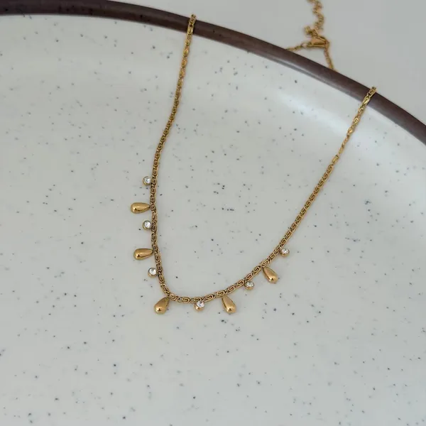 Drop_With_Crystal_Necklace_Default_Title