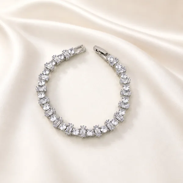 Luxe_Sparkle_Silver_Tennis_Bracelet_Default_Title
