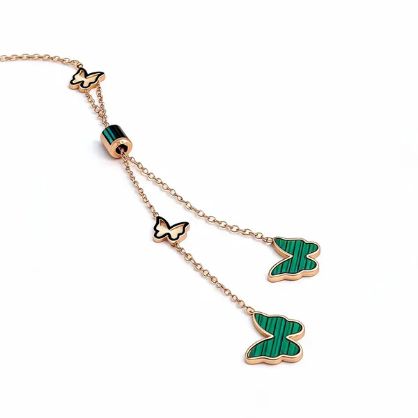Green_Butterfly_Hanging_Necklace