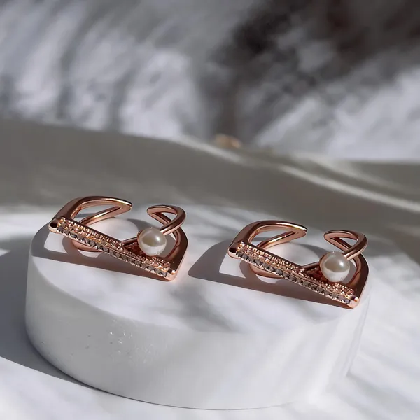 Pearl_With_Studded_Adjustable_Ring